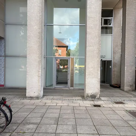Lägenhet & Fun Elevator & Free Parking Hellerup